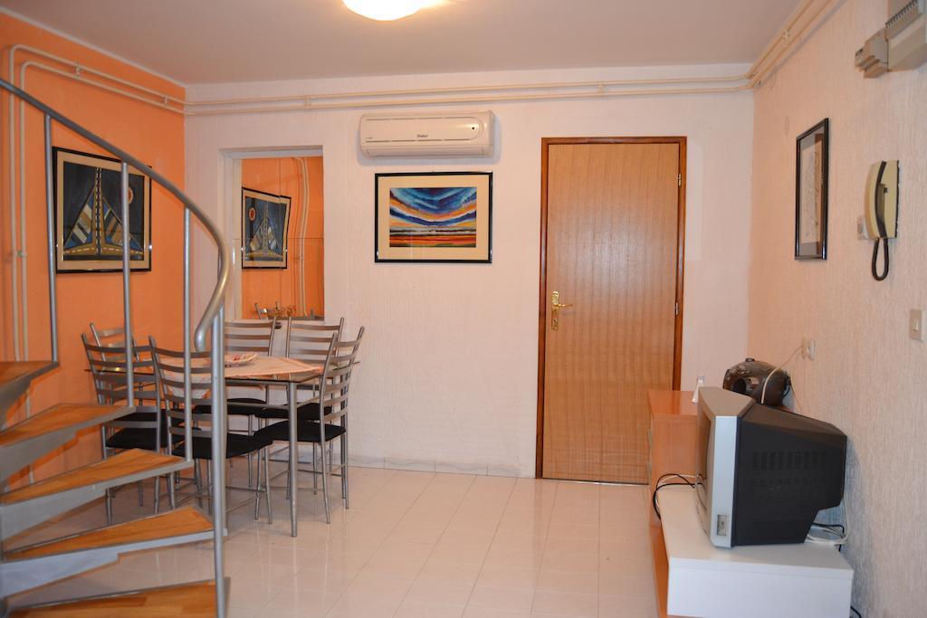 Apartments Cavae Romanae Medulin Szoba fotó